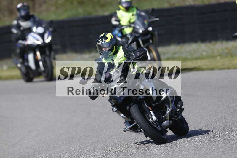 /01 02.04.2026 MAZ ADR/Gruppe gelb Gruppe gruen/Instruktoren